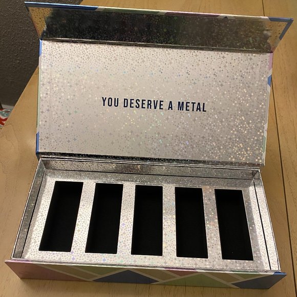 Holo Taco Frosted Metals Collection Box - Picture 2 of 2